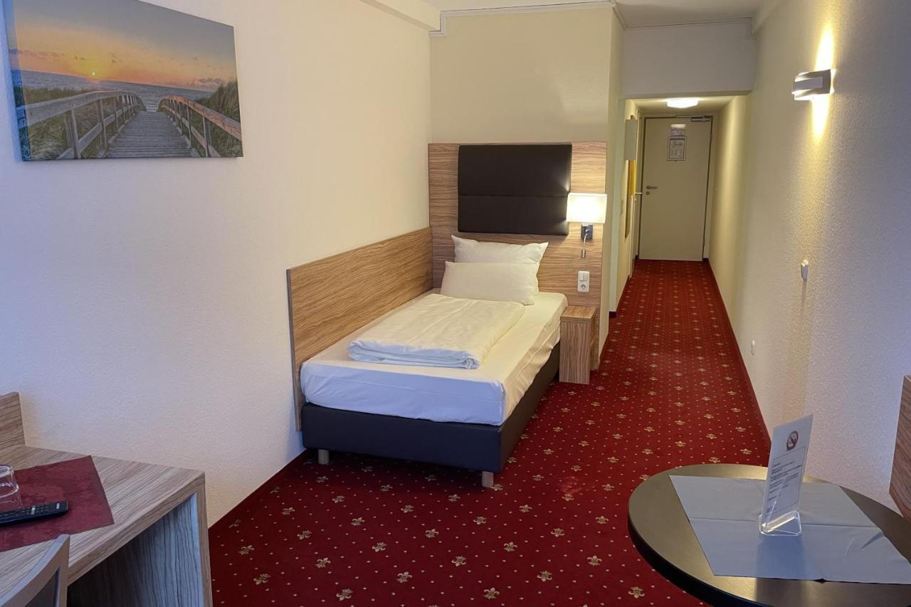 Hotel Harburger Hof Гамбург Экстерьер фото