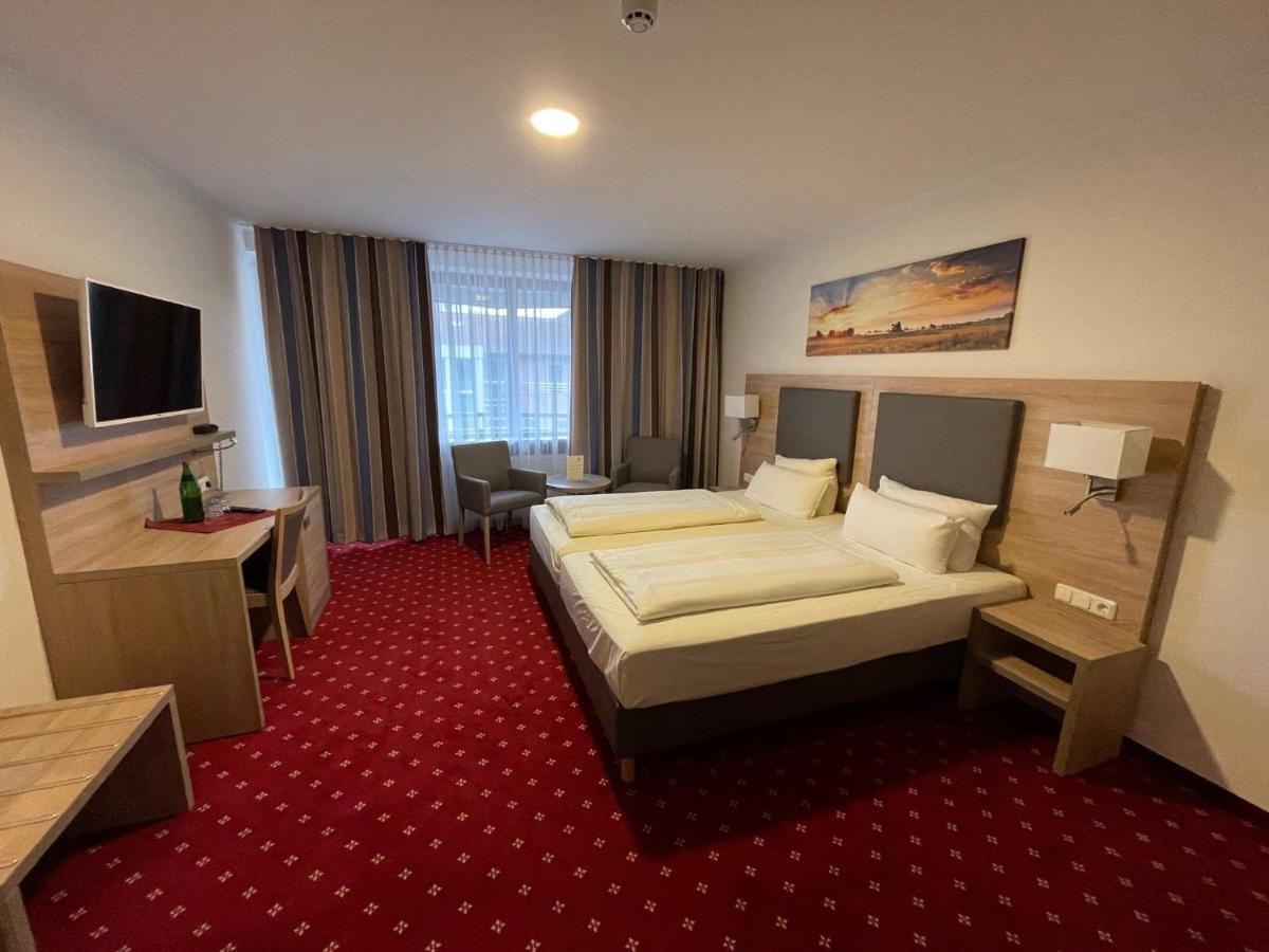 Hotel Harburger Hof Гамбург Экстерьер фото